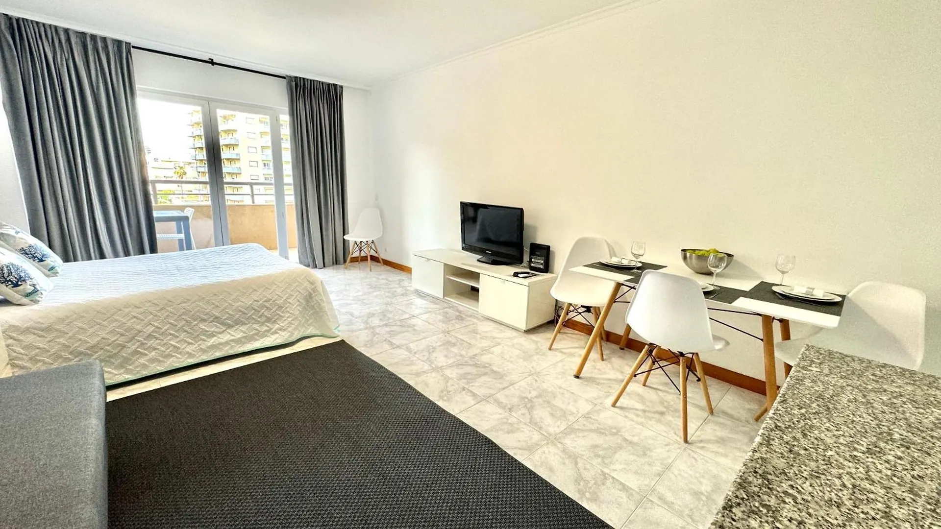 Appartamento Praia Da Rocha, 4ºb Jardins Da Rocha, Charming Studio, Near The Sea, By Ig Portimão Portogallo